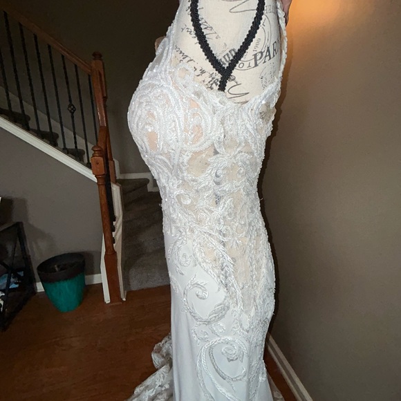 Martina Liana wedding gown - Picture 6 of 10